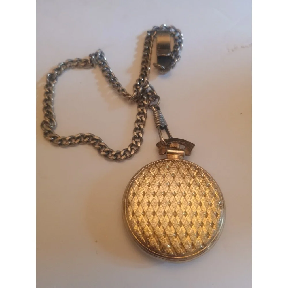 Milan Men's Quartz Pocket Watch  Gold Tone Needs Battery